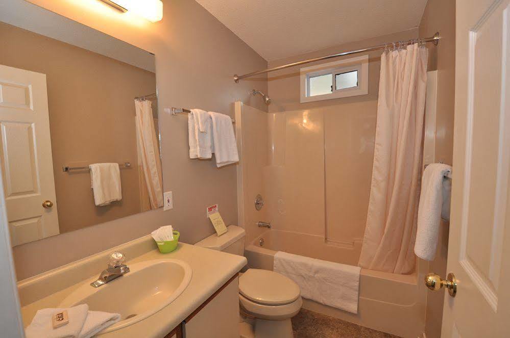 Seclusion Bay Resort West Kelowna Exterior foto